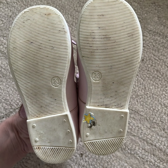 Pink leather Mary Jane’s - Picture 6 of 6